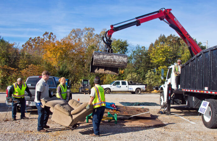 Community Cleanup Dumpster Services, Palm Beach Gardens Junk Removal and Trash Haulers