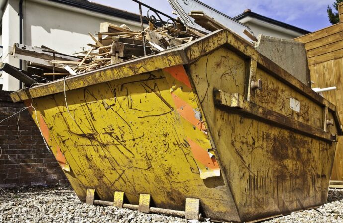 New Home Builds Dumpster Services, Palm Beach Gardens Junk Removal and Trash Haulers
