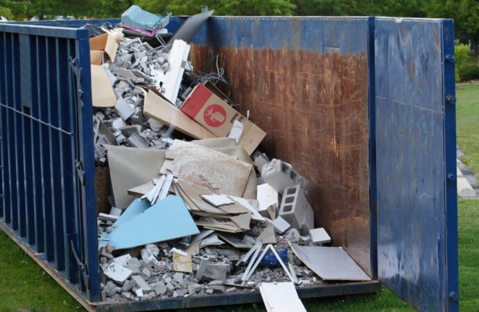Spring Cleaning Dumpster Services, Palm Beach Gardens Junk Removal and Trash Haulers